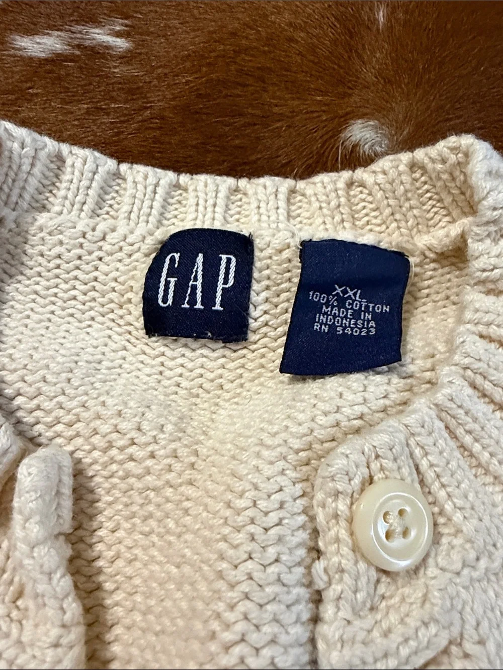 GAP Cream Button-Up Ruffle-Trim Knit Cardigan